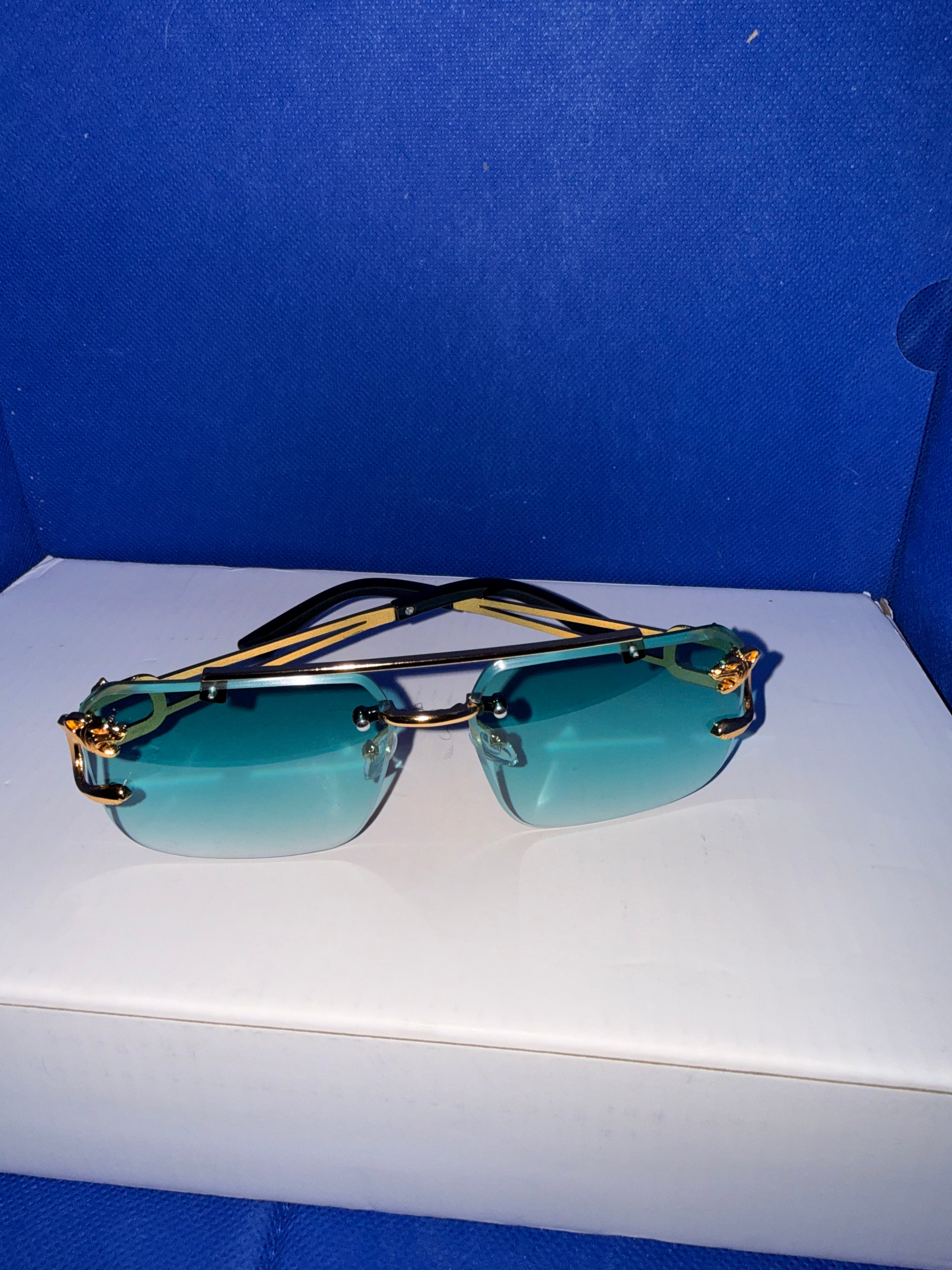 Vintage Luxe (Men’s Edition)